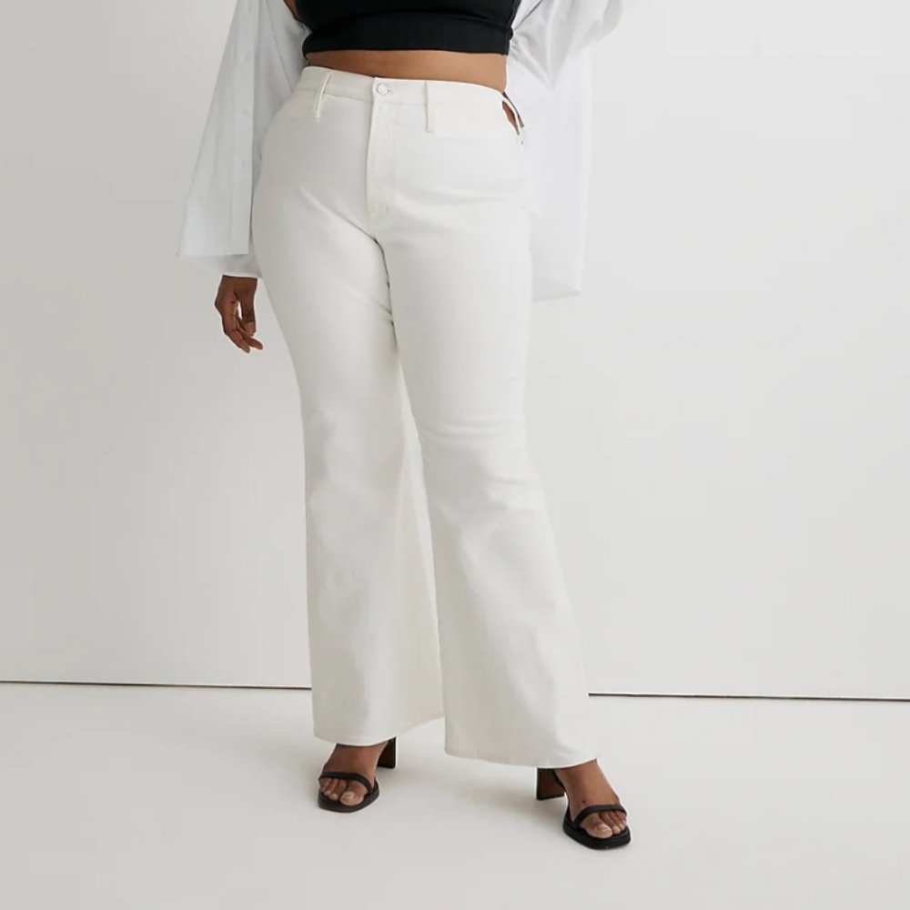 NWOT - Madewell The Perfect Vintage Flare Jean in Tile White - 32